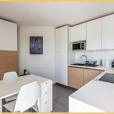 Geneva Side I T2 I Apartmán Ferney-Voltaire